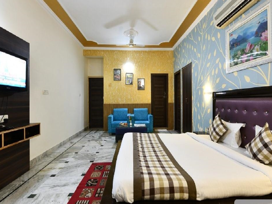 Hotel Chanakya