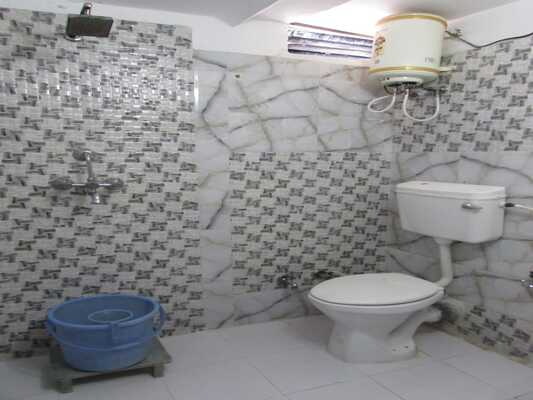 Shine Guest House